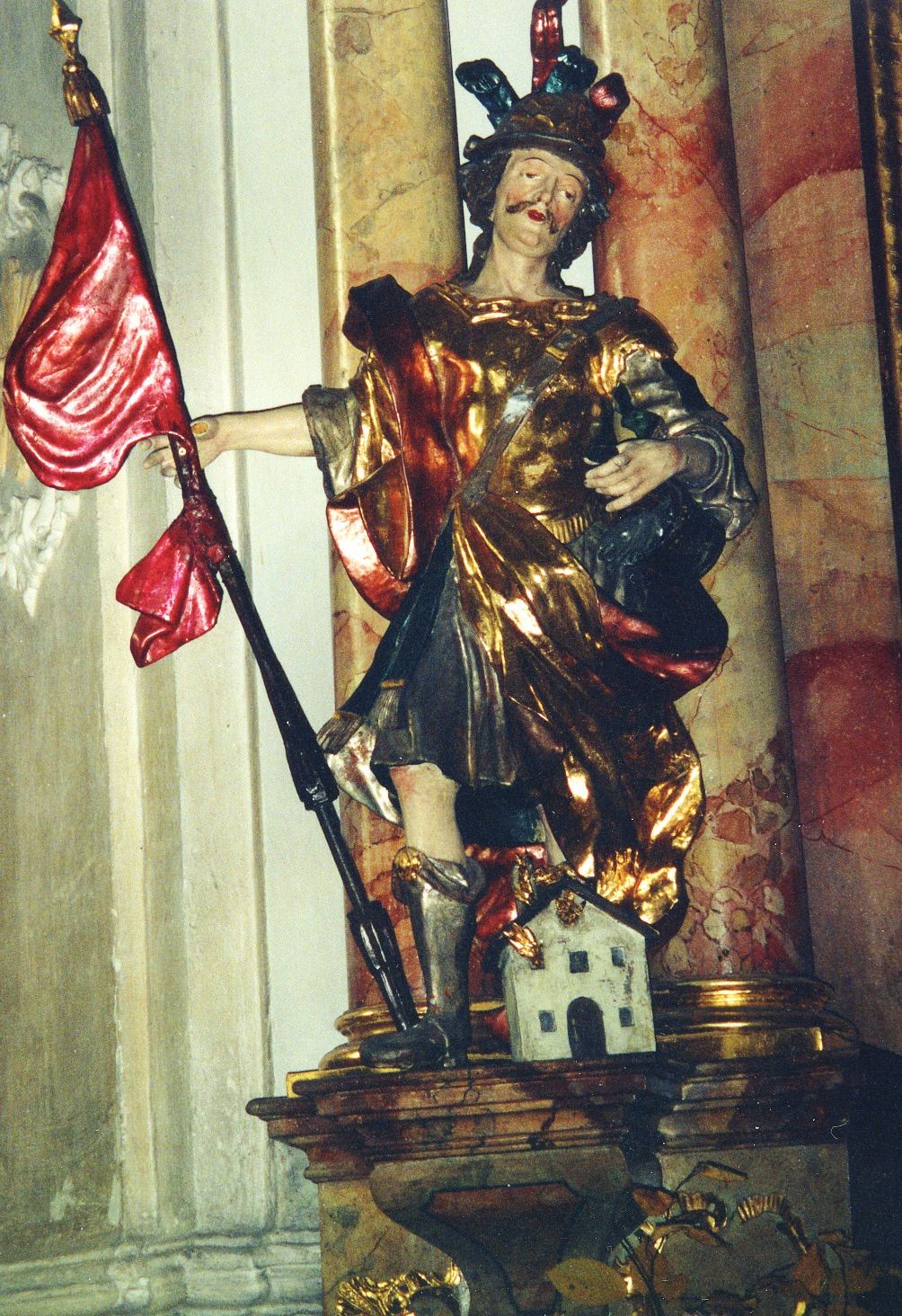Der Heilige Florian, der himmlische Feuerwehrmann,