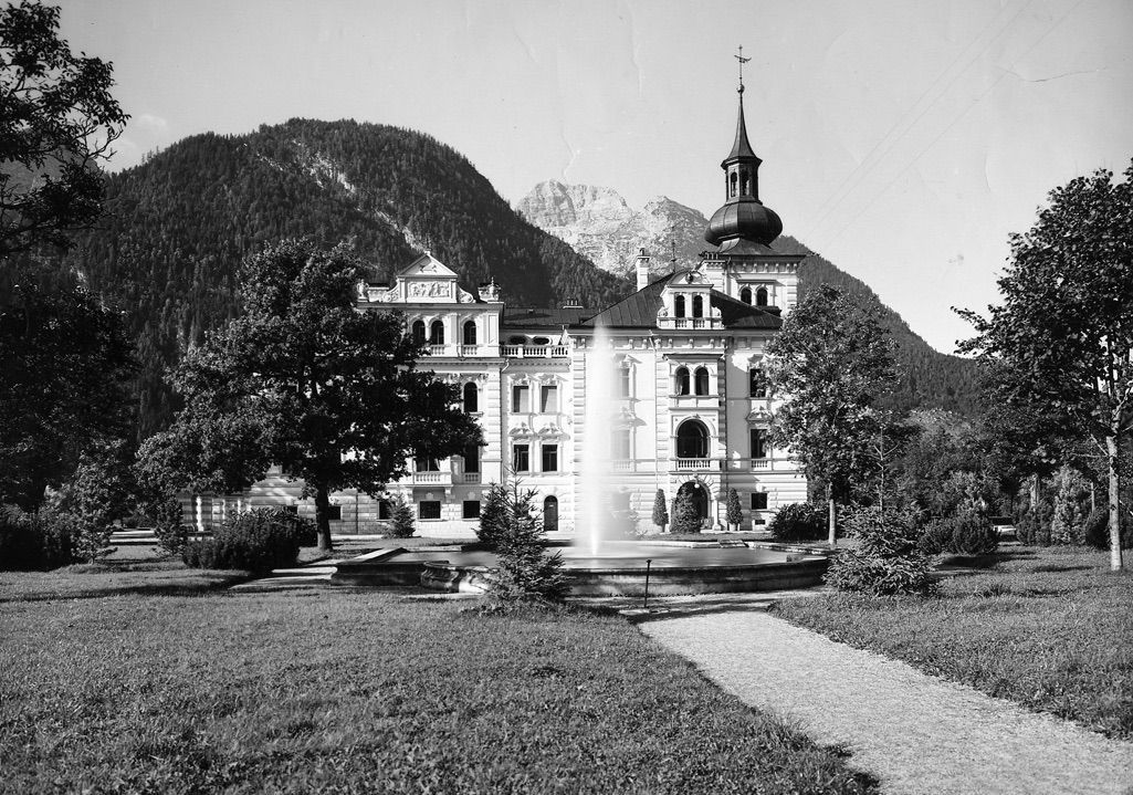 Schloss Grubhof nach dem Umbau