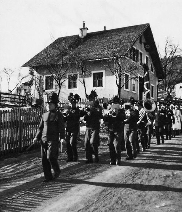 Posch Hansl Häusl Nr. 36 bevor der Heldenfriedhof angelegt worden ist.